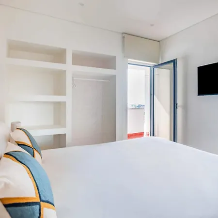 Duplex With Private Terrace And A/c In * Cascais